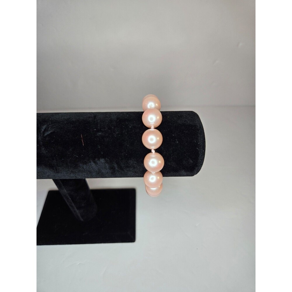 Pink Faux Pearl Beaded Bracelet with Gold Tone Clasp